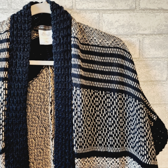 BCBG MaxAzria Knit Poncho - Picture 9 of 9